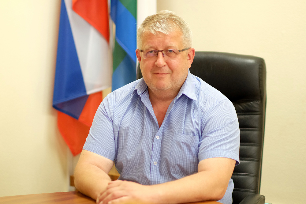 С Днем строителя!