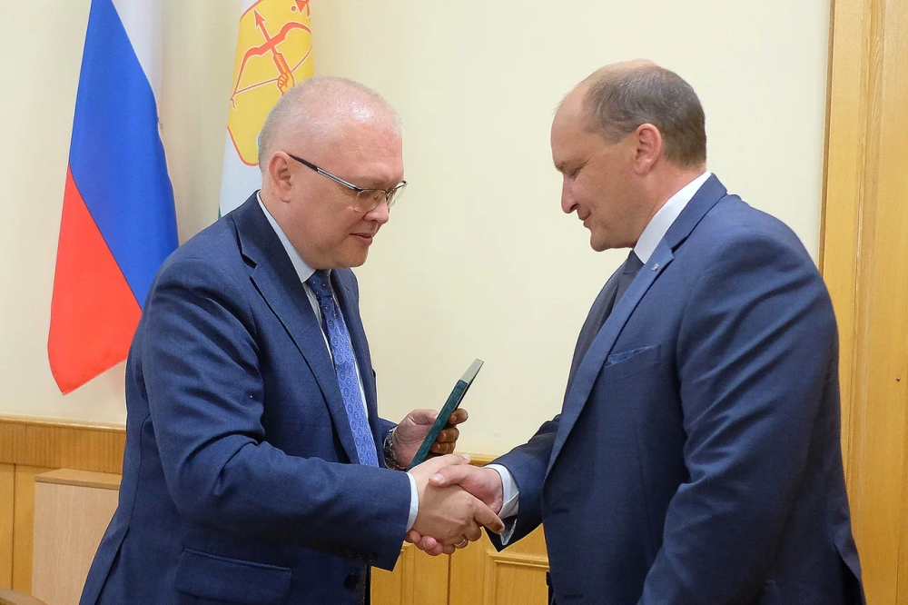 Минстрой России отметил достижения Алексея Жердева и Владимира Климентовского