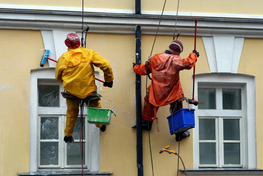 В Кировской области улучшится качество капремонта в многоквартирных домах