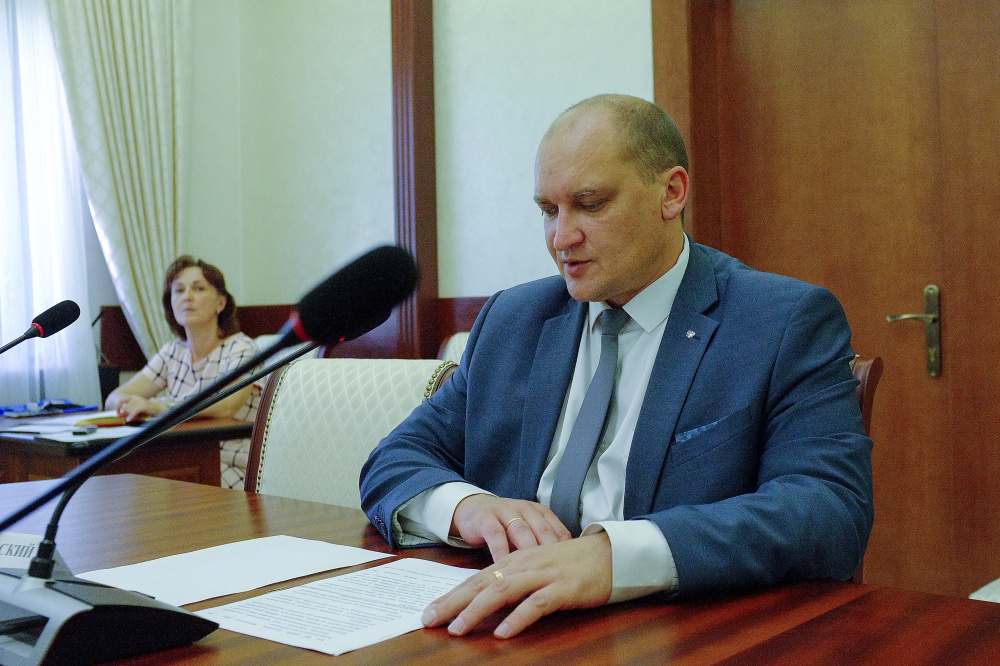 Депутатам презентовали программу модернизации ЖКХ Кировской области до 2030 года