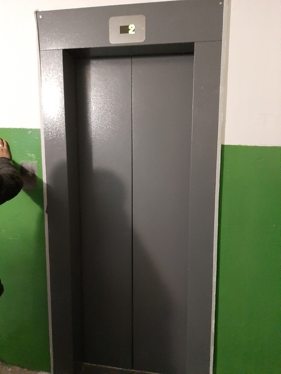 В Кирове продолжается установка новых лифтов в многоквартирных домах