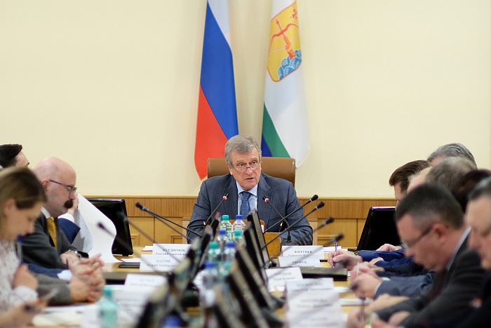 В правительстве Кировской области обсудили ситуацию в строительной отрасли