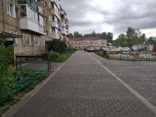В Кирсе по нацпроекту благоустроили три двора