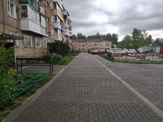 В Кировской области в этом году по нацпроекту уже благоустроили 45 дворов и 47 парков и скверов